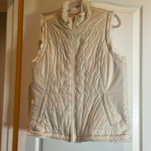 Nicole Miller, reversible vest, faux fur/nylon cream medium NWT pit to pit 20